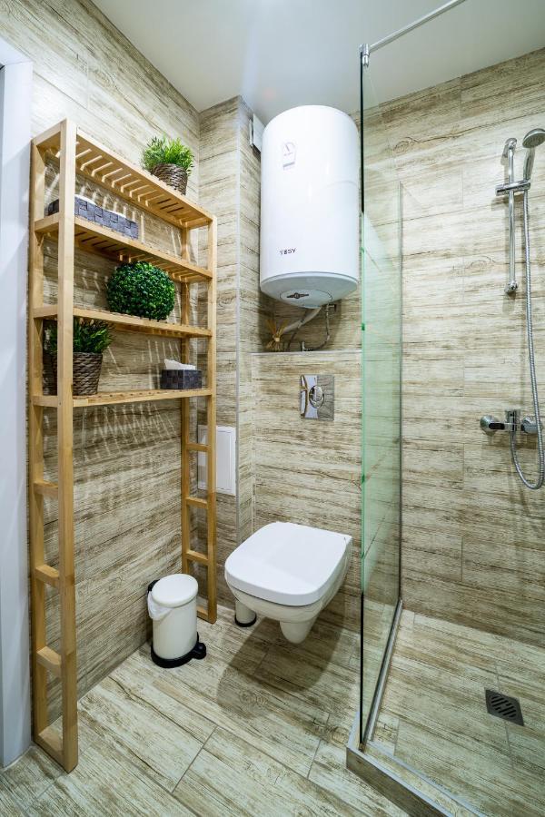 Colibri Central Apartment Varna Exterior photo